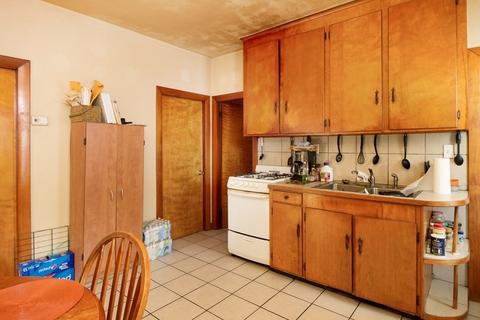 18 Cook St, Fall River, MA 02724 photo 9