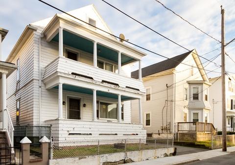 18 Cook St, Fall River, MA 02724 photo 2