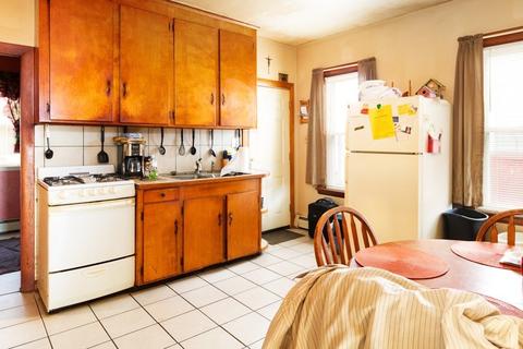 18 Cook St, Fall River, MA 02724 photo 11
