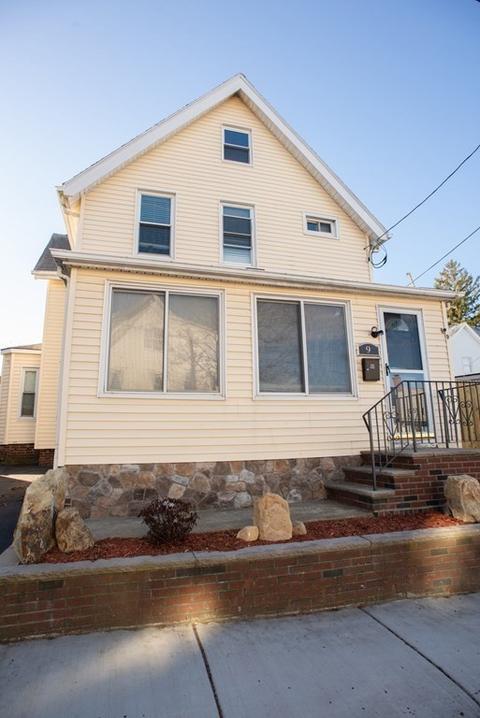 9 Grover St, Everett, MA 02149 photo 2