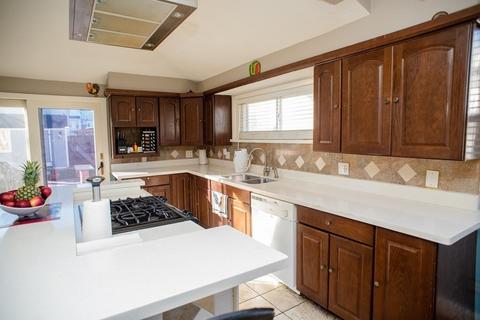 9 Grover St, Everett, MA 02149 photo 6
