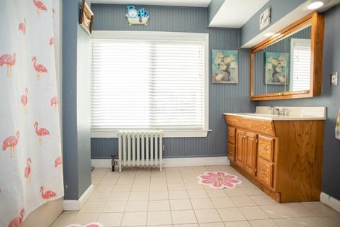 9 Grover St, Everett, MA 02149 photo 11