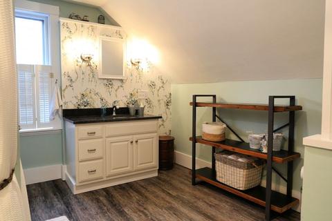 9 Marsh St, Gloucester, MA 01930 photo 12