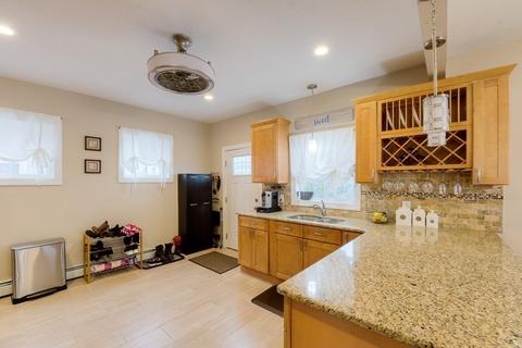 32 Greendale Ave, Worcester, MA 01606 photo 10