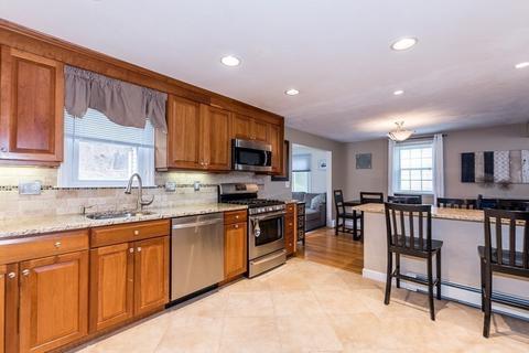 12 Casey St, Canton, MA 02021 photo 9
