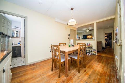 811 Walnut, Fall River, MA 02720 photo 9