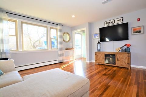 314 Oak St, Raynham, MA 02767 photo 7