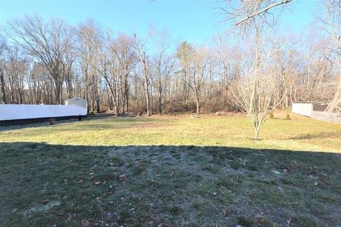 314 Oak St, Raynham, MA 02767 photo 23