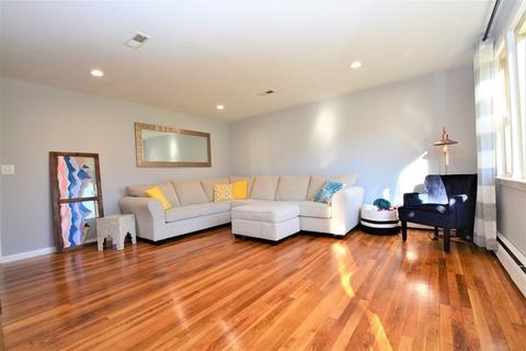 314 Oak St, Raynham, MA 02767 photo 5