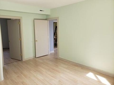 22 Wendell Pl, Springfield, MA 01105 photo 11