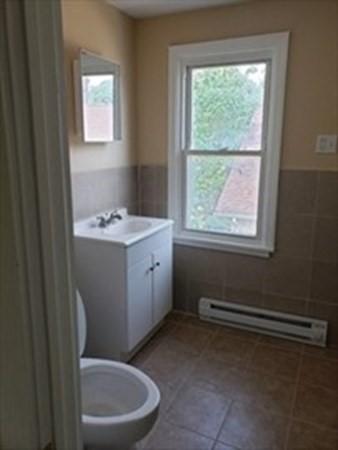 22 Wendell Pl, Springfield, MA 01105 photo 18