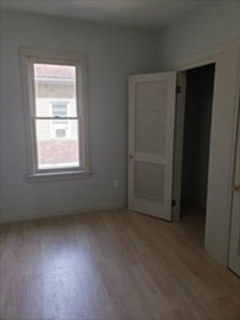 22 Wendell Pl, Springfield, MA 01105 photo 10