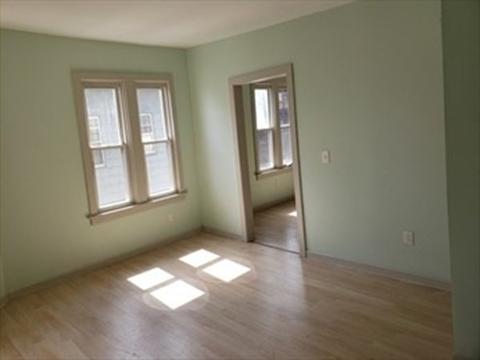 22 Wendell Pl, Springfield, MA 01105 photo 12