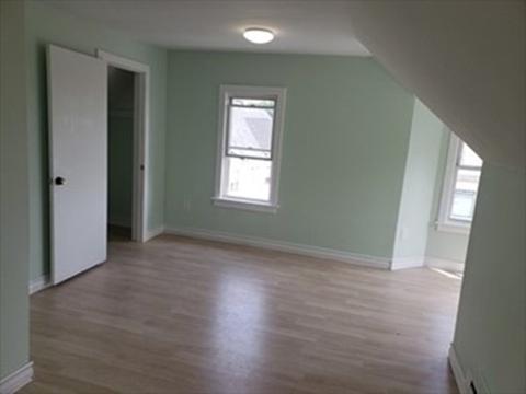 22 Wendell Pl, Springfield, MA 01105 photo 14