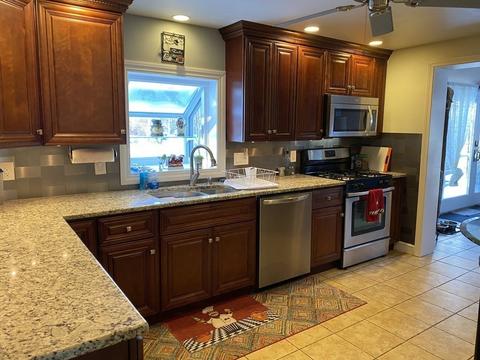 9 Mark St, Ayer, MA 01432 photo 5