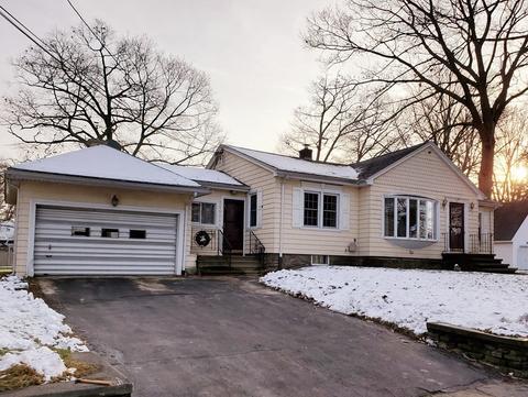 13 Morris St, Webster, MA 01570 photo 3