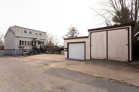 93 Norwood St, Fall River, MA 02723 photo 3