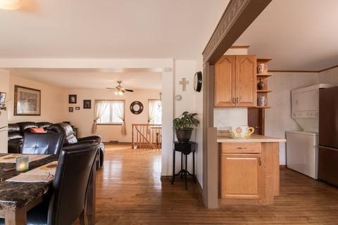 93 Norwood St, Fall River, MA 02723 photo 9