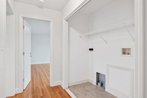 108 Kinsman St, Everett, MA 02149 photo 17