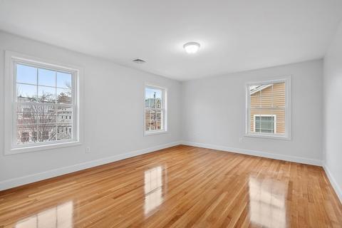 108 Kinsman St, Everett, MA 02149 photo 20
