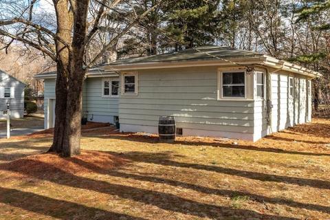 31 Batchelder Rd, Reading, MA 01867 photo 3
