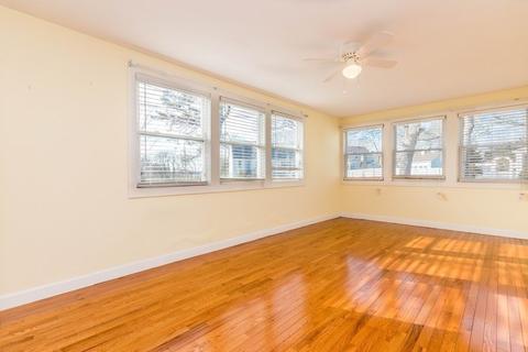 8 Wild Rose Ave, Wareham, MA 02558 photo 16