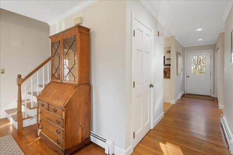 84 Leavitt St, Hingham, MA 02043 photo 3