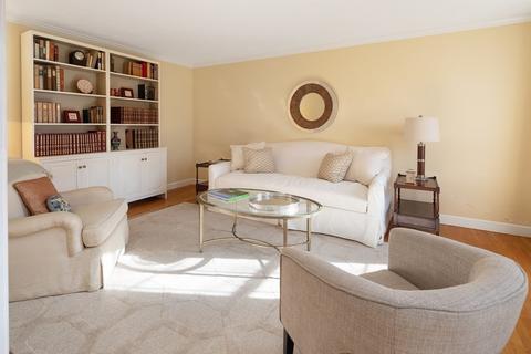 84 Leavitt St, Hingham, MA 02043 photo 5