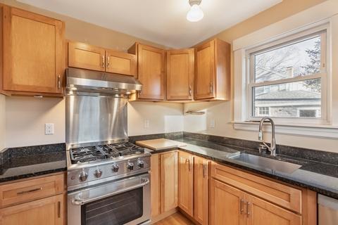 102 Great Rd, Maynard, MA 01754 photo 5