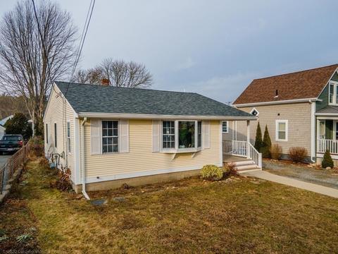 8 Shaw Rd, Fairhaven, MA 02719 photo 3