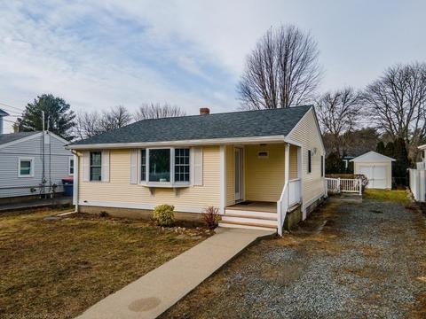 8 Shaw Rd, Fairhaven, MA 02719 photo 2