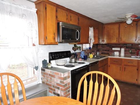 44 2nd Island Rd, Webster, MA 01570 photo 5