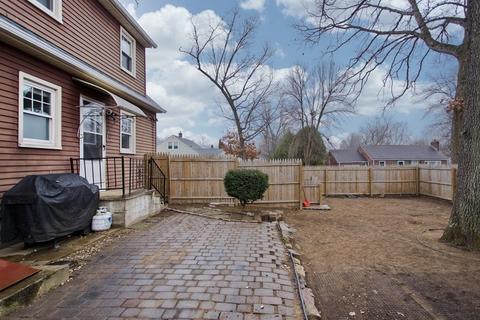 104 Ashbrook St, Springfield, MA 01118 photo 37