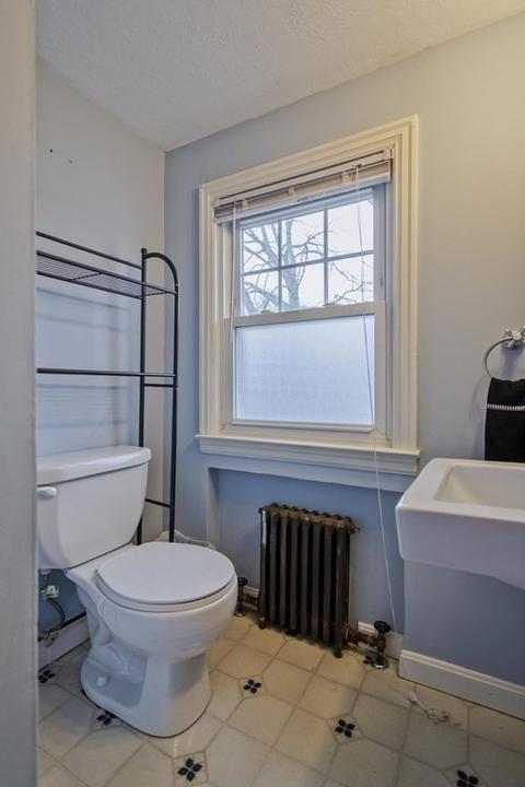104 Ashbrook St, Springfield, MA 01118 photo 27