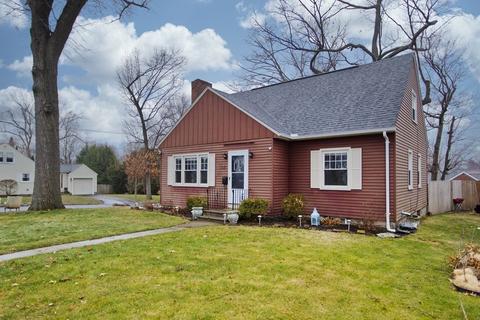 104 Ashbrook St, Springfield, MA 01118 photo 1