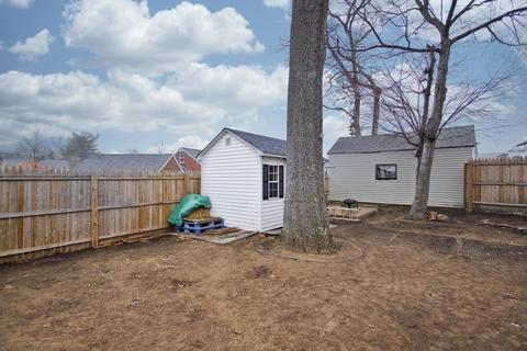 104 Ashbrook St, Springfield, MA 01118 photo 39
