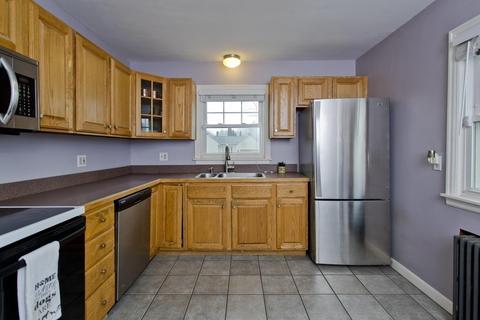 104 Ashbrook St, Springfield, MA 01118 photo 3