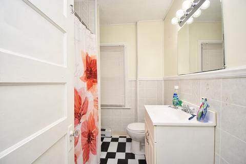 18 Norfolk St, Springfield, MA 01109 photo 20