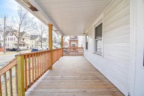 18 Norfolk St, Springfield, MA 01109 photo 2