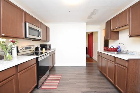 18 Norfolk St, Springfield, MA 01109 photo 8