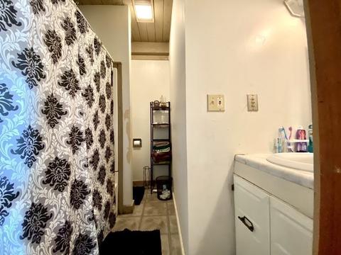 596 Florence St, Fall River, MA 02720 photo 12