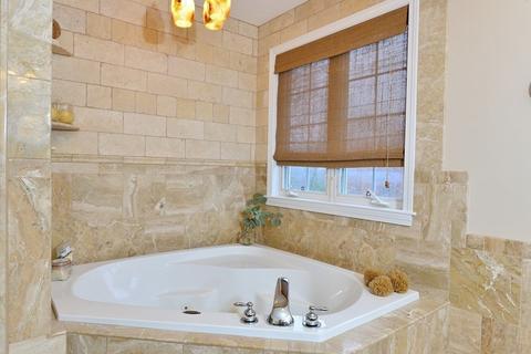 83 Beethoven Ave, Walpole, MA 02081 photo 16