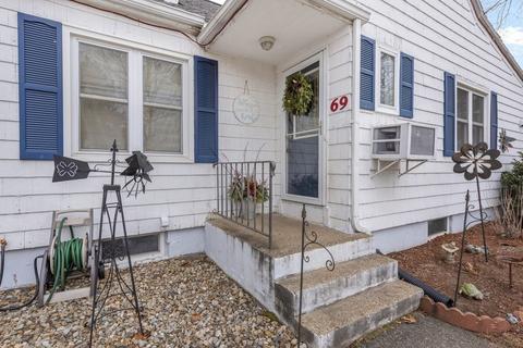 69 Chateaugay St, Chicopee, MA 01020 photo 28