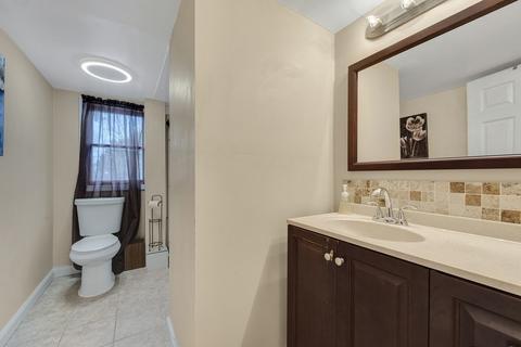69 Chateaugay St, Chicopee, MA 01020 photo 18