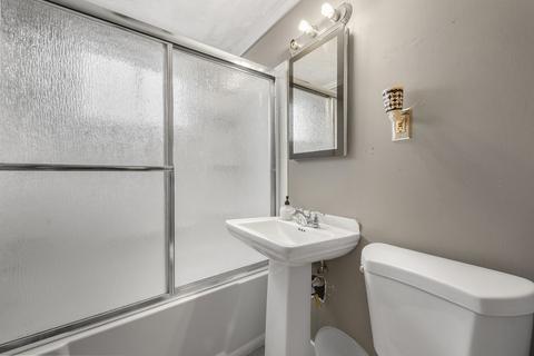 69 Chateaugay St, Chicopee, MA 01020 photo 13