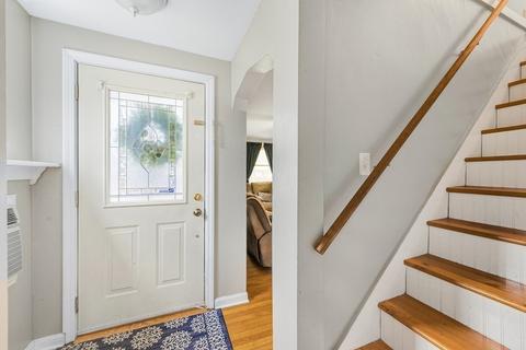 69 Chateaugay St, Chicopee, MA 01020 photo 14