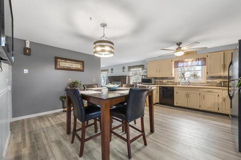 69 Chateaugay St, Chicopee, MA 01020 photo 3