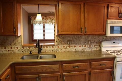 41 Hillside Dr, Springfield, MA 01118 photo 3