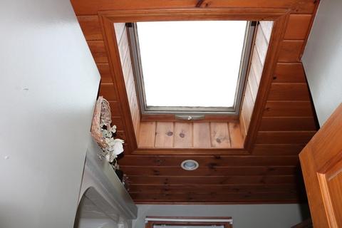 41 Hillside Dr, Springfield, MA 01118 photo 15