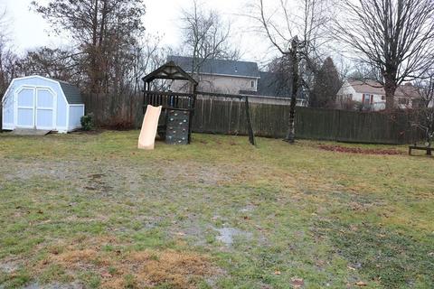 41 Hillside Dr, Springfield, MA 01118 photo 24